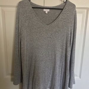 Aglow maternity sweater